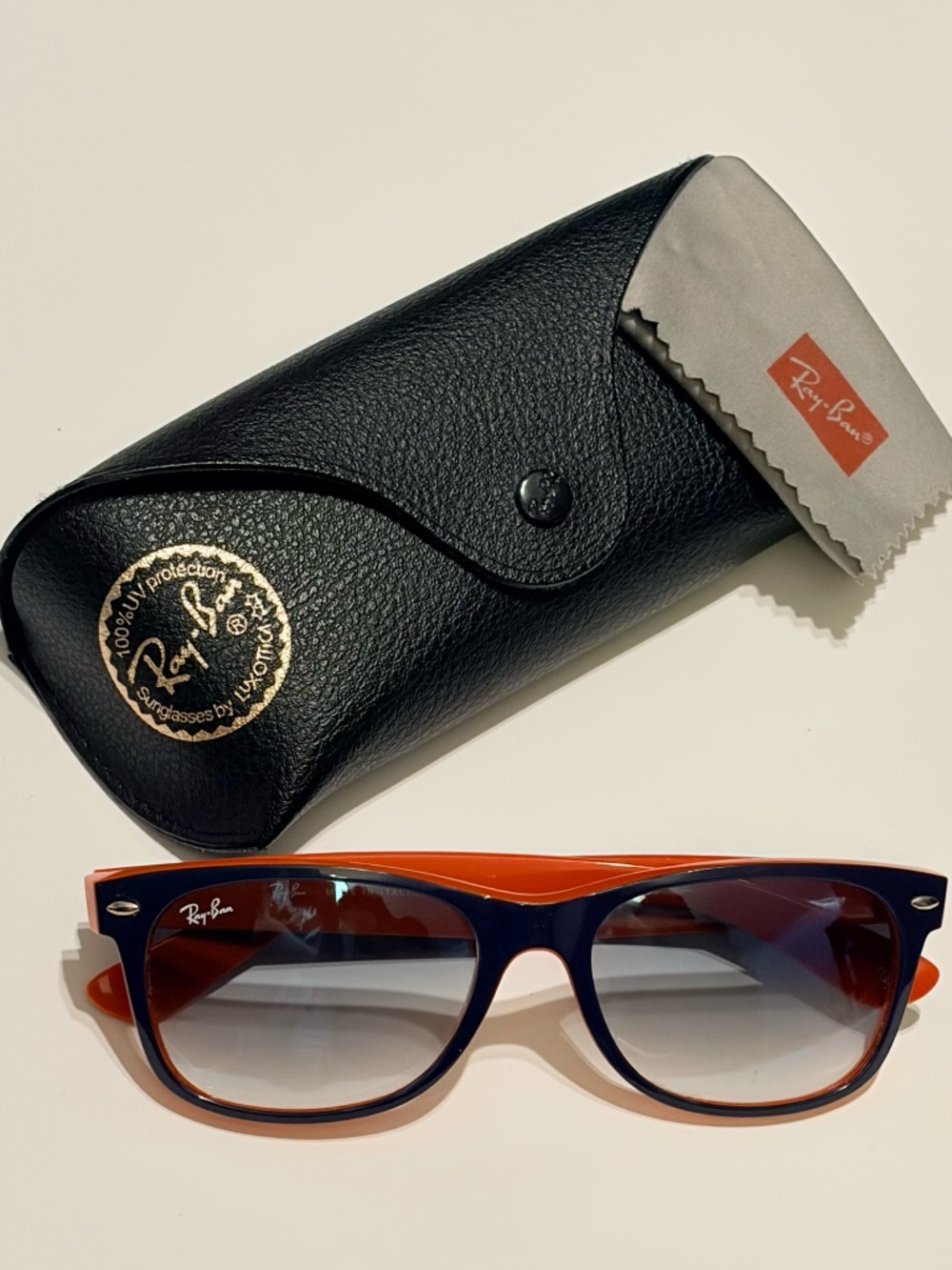 Ray-Ban Wayfarer Sunglasses Unisex
